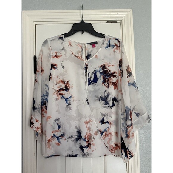 Vince Camuto Blouse White Floral Large Cross Over Front Long Sleeve Romantic - Picture 1 of 6